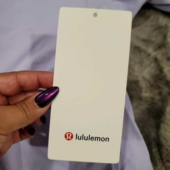 New LULULEMON Relaxed Fit  Pace Crush Cross-Back Graphic T-Shirt Size Small - Picture 5 of 17